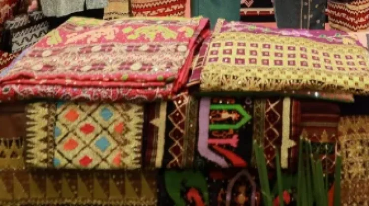 Dekranasda Ubah Tapis Jadi Produk Harian Bernilai Ekonomi