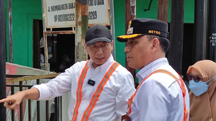 Gubernur Mirza Instruksikan Percepatan Perbaikan Jalan Wates-Metro