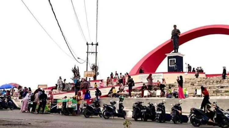 Tugu Ryacudu Jadi Destinasi Wisata dan Dongkrak Ekonomi Warga