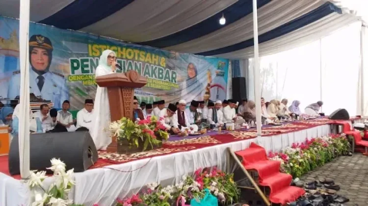 Peringati HUT ke-27, Pemkab Way Kanan Gelar Istighotsah dan Pengajian Akbar