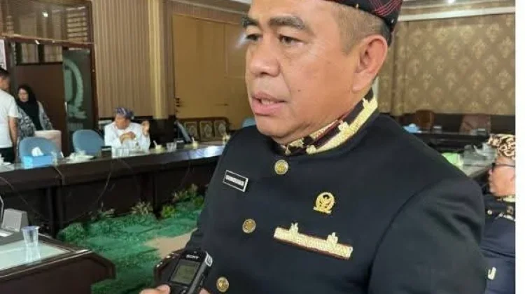 Bustami Dorong Legalitas Tambang Rakyat di Way Kanan