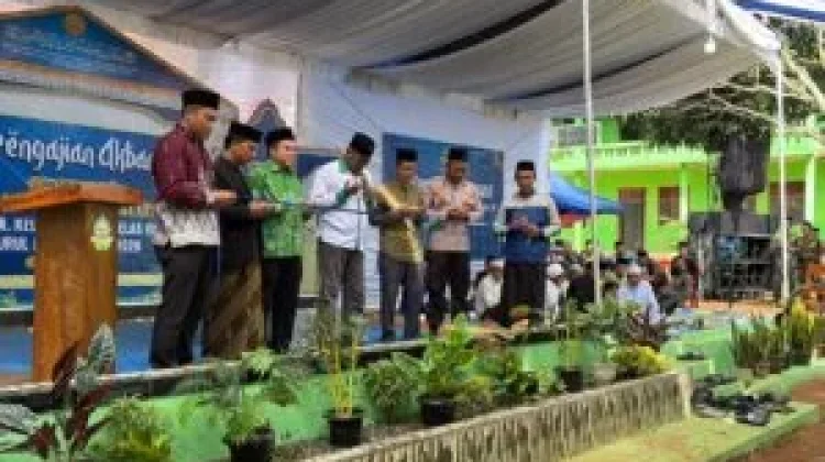 Ponpes Nurul Iman Gelar Pengajian Akbar Kelulusan