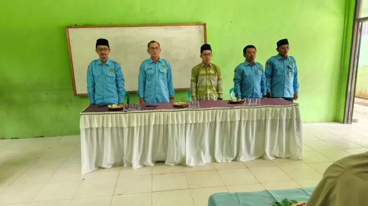 Kemenag Way Kanan Monev Dana BOS di MIN 4 Way Kanan