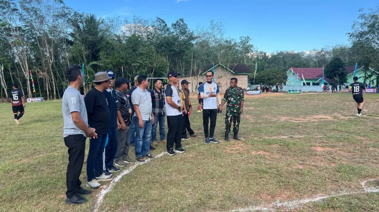 Dandim Way Kanan Hadiri Pembukaan Turnamen Sepak Bola RPG