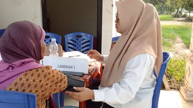 Perluas Akses Kesehatan, Puskesmas Way Tuba Gelar Posyandu ILP di Bandar Sari