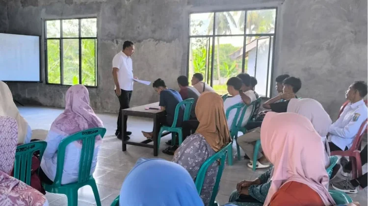 Kampung Umpu Kencana Fasilitasi Pendidikan Kesetaraan bagi Warga
