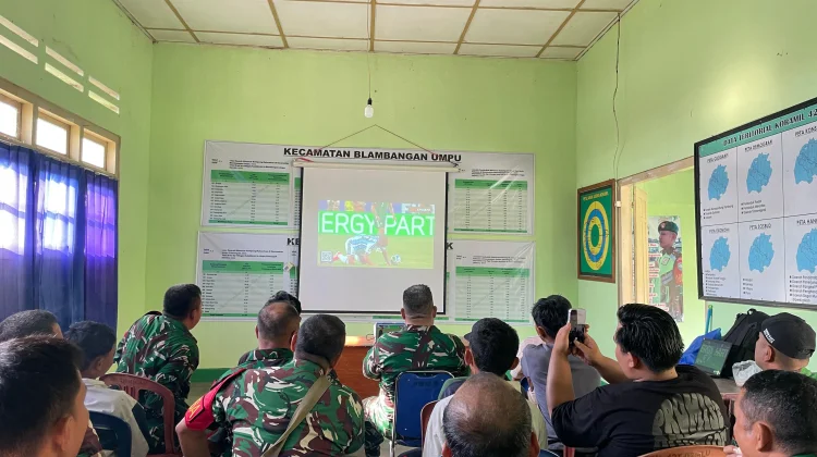 Kodim Way Kanan Gelar Nobar Piala Dunia Bersama Warga