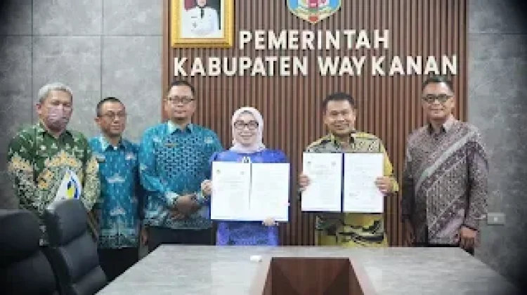 Pemkab Way Kanan Dukung Pendidikan Berkualitas Lewat Beasiswa