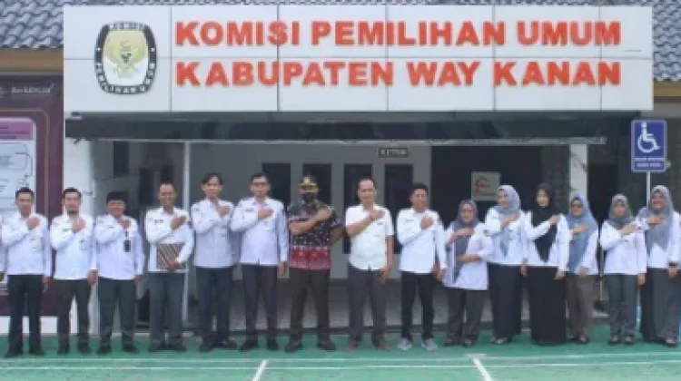 KPU Way Kanan Tekankan Disiplin lewat Apel Rutin Mingguan