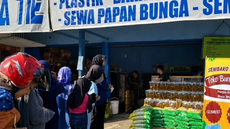 Bulog Lampung Utara Dukung Operasi Pasar Mandiri di Pasar Liwa