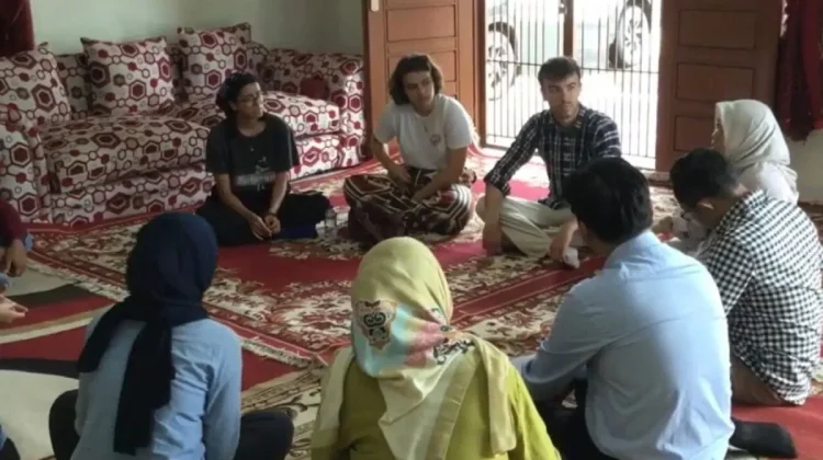 Unila Dorong Pengembangan Kampung Prancis Metro