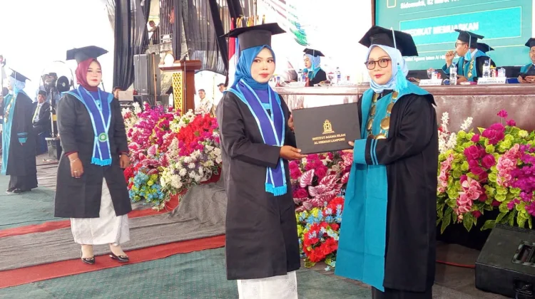Wisuda Perdana, IAI Al Hikmah Wisuda 340 Mahasiswa