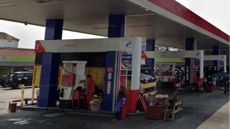 Petani Bisa Beli BBM Bersubsidi Menggunakan Jeriken
