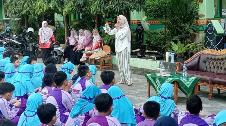Siswa SD Muhammadiyah Metro Ikuti Edukasi Rupiah