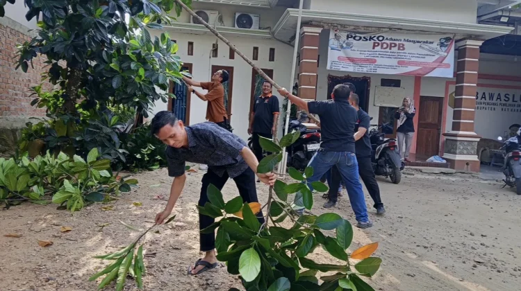 Jumat Sehati Perkuat Budaya Kerja Bawaslu Way Kanan