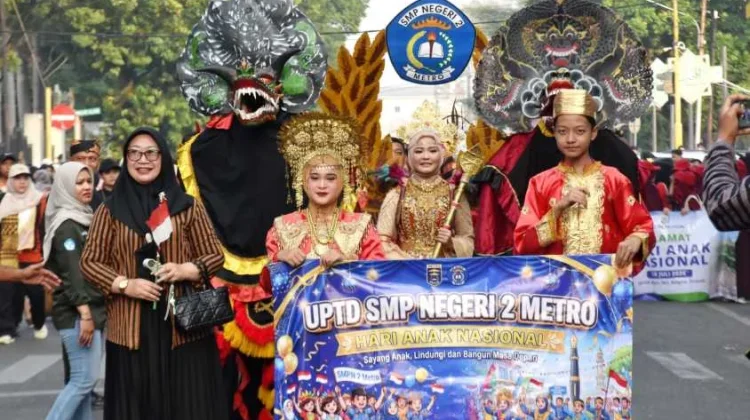 Ribuan Pelajar Meriahkan Karnaval Sehat HAN