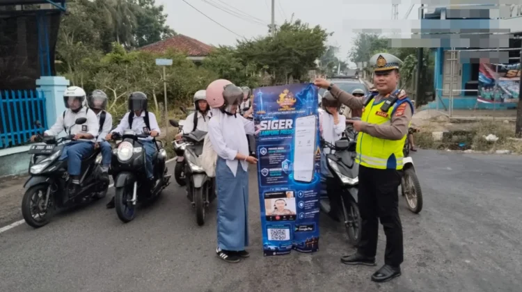 Satlantas Polres Way Kanan Sosialisasikan Aplikasi Siger Lampung Presisi