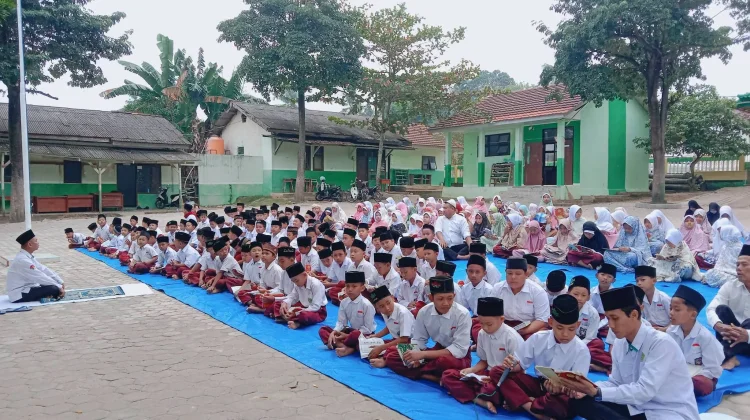 MIN 3 Way Kanan Biasakan Salat Dhuha dan Tadarus Rutin