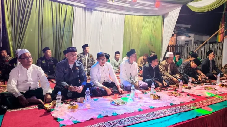Ribuan Jamaah Hadiri Tiuh Balak Pasar Bersholawat di Baradatu