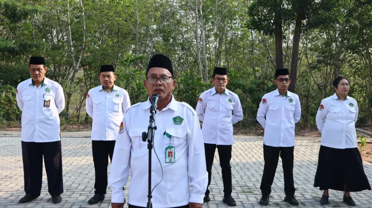Kemenag Way Kanan Tekankan Disiplin dan Tanggung Jawab ASN
