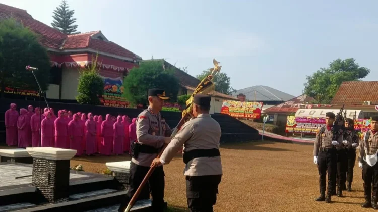 AKBP Ramadhona Resmi Jabat Kapolres Way Kanan