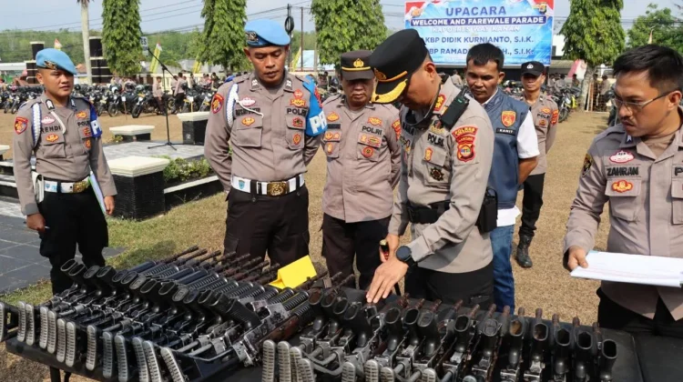 Apel Perdana, AKBP Ramadhona Tekankan Soliditas Jajaran Polres Way Kanan