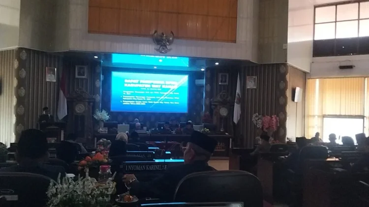DPRD Paripurna Way Kanan Bahas APBD 2027 dan Calon Wabup