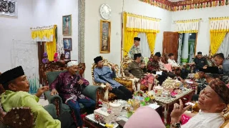 Tokoh Adat Way Kanan Kukuhkan Panitia Begawi Mancor Jaman