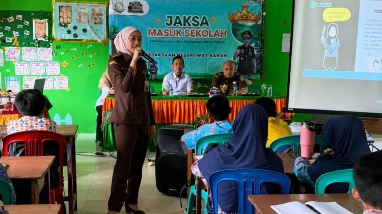 Pelajar Way Kanan Diedukasi Bahaya Bullying dan Judi Online