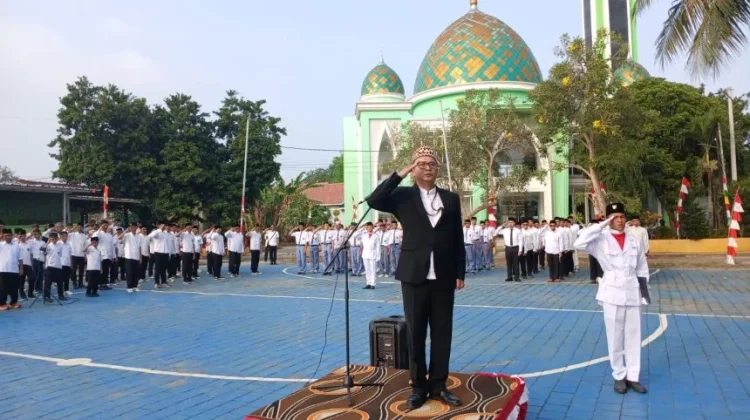 Kemenag Metro Hadiri Upacara HUT RI Al-Muhsin