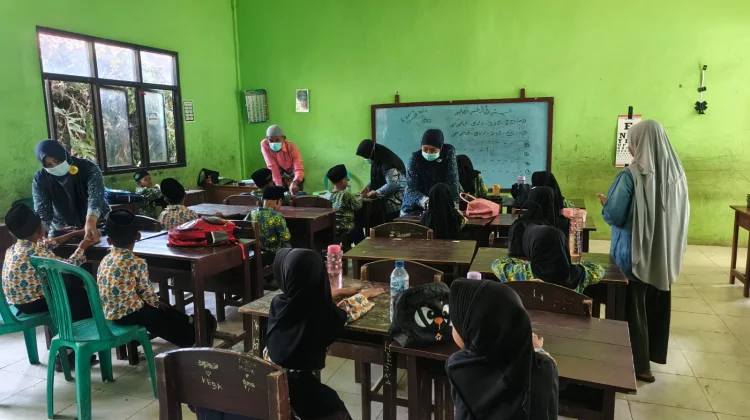 UPT Puskesmas Sukabumi Gelar BIAS MR dan HPV1 di MIN 4