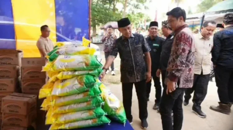 Pemkab Way Kanan Gelar Pasar Murah di Kampung Pasundan