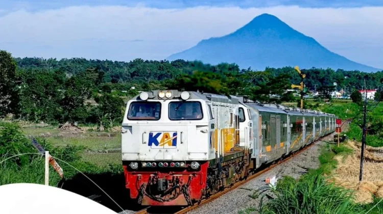 Lima Kereta Api dengan Rute Terpendek
