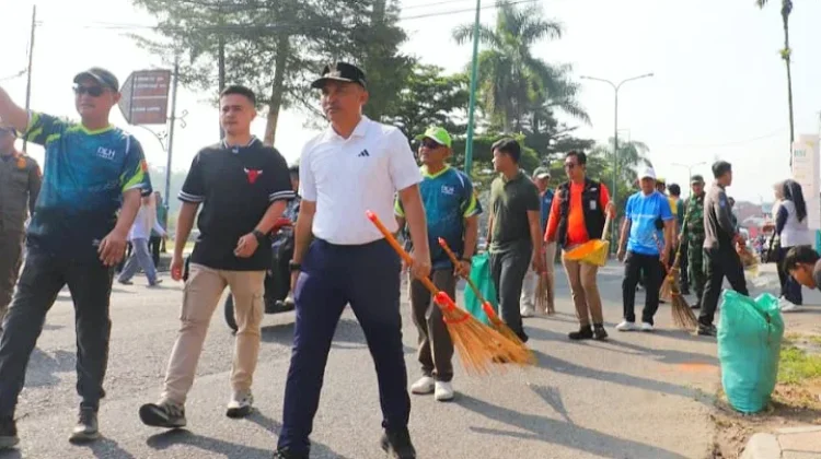 Pemkab Lampung Barat Canangkan Gerakan ASRI untuk Budaya Bersih