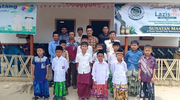 11 Anak Ikuti Khitan Massal Gratis Lazismu Way Kanan