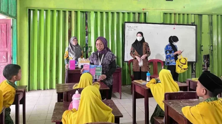 Siswa MIN 1 Way Kanan Jalani Skrining Frambusia