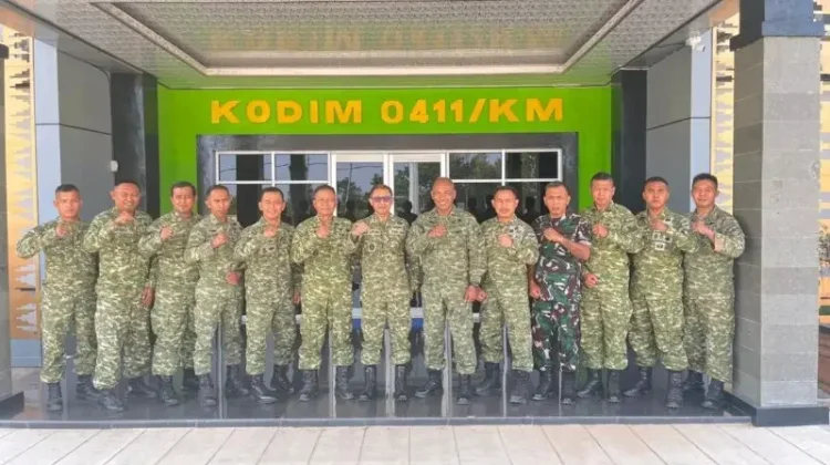 Kakumdam XXI/Radin Inten Kunjungi Kodim 0411/KM