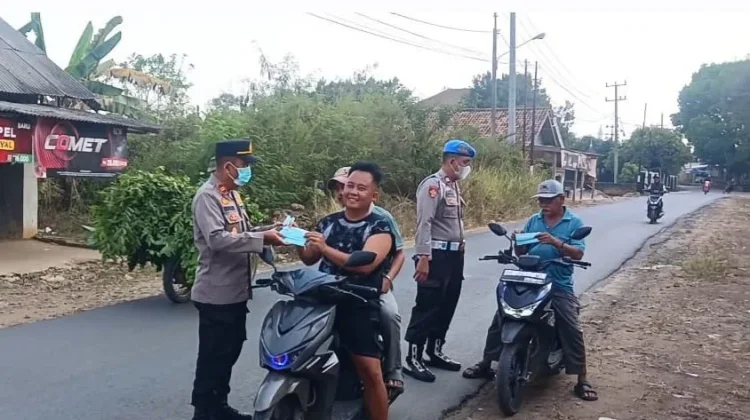 Polres Way Kanan Imbau Warga Waspada Abu Vulkanik