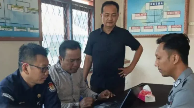 KPU Way Kanan Coktas Data Pemilih di Empat Kecamatan