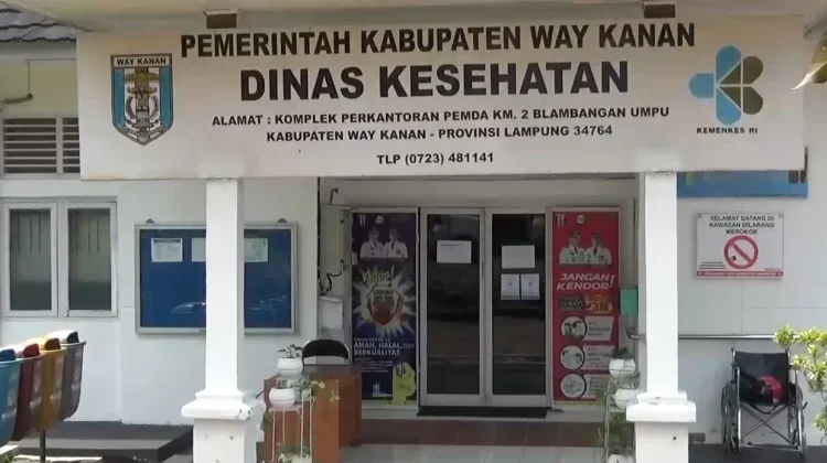 Dinas Kesehatan Way Kanan Imbau Warga Waspada Paparan Abu Vulkanik GAK