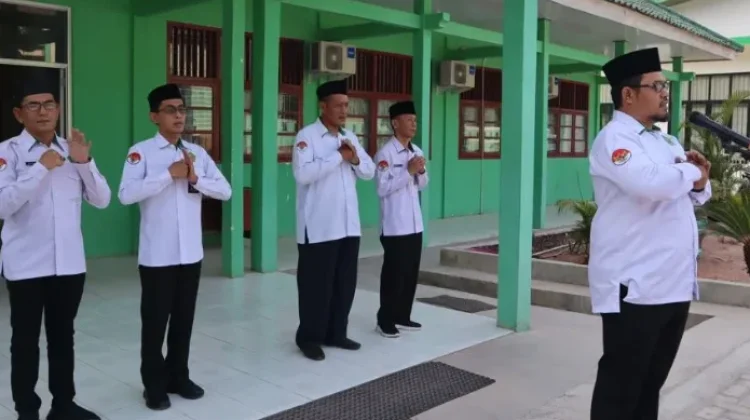 Kemenag Way Kanan Tekankan Pentingnya Meluruskan Niat ASN