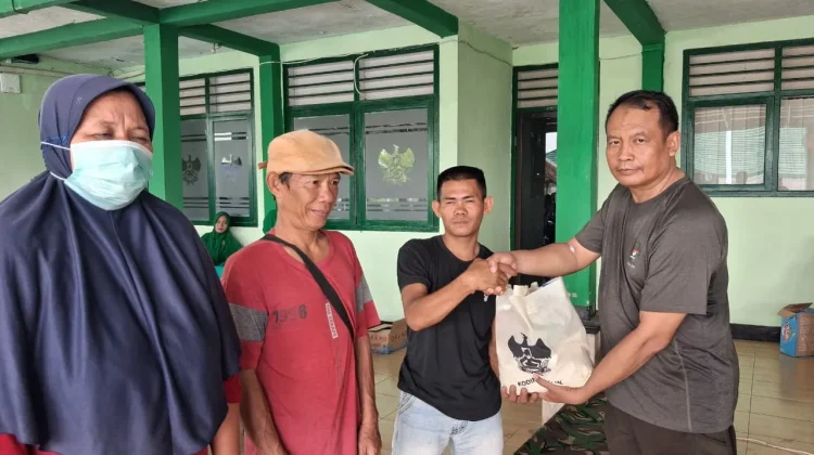 Rangkaian HUT TNI, Kodim Way Kanan Gelar Bakti Sosial