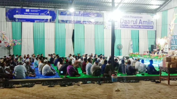 Ponpes Daarul Amiin Edukasi Warga lewat Majelis Istighosah