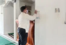 MWCNU Gunung Labuhan Keliling Masjid Pasang Jadwal Imsakiyah