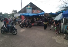 Pasar Takjil Stasiun Blambangan Umpu Sepi, Pedagang: Daya Beli Turun