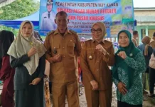 Warga Kampung Kotaway Antusias Manfaatkan Operasi Pasar Murah