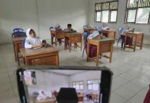 Sepuluh Siswa MIN 2 Way Kanan Ikuti Kompetisi Sains