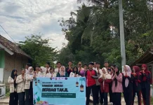 OSIS SMAN 1 Way Tuba Bagikan 100 Takjil