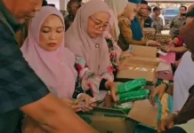 Disperindag Way Kanan Gelar Pasar Murah di Kampung Pisang Baru