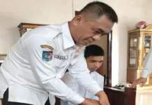 Disdukcapil Way Kanan Lakukan Pelayanan Jemput Bola Warga Disabilitas